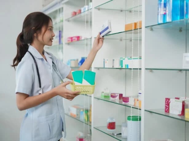 medicine-and-health-concept-female-pharmacist